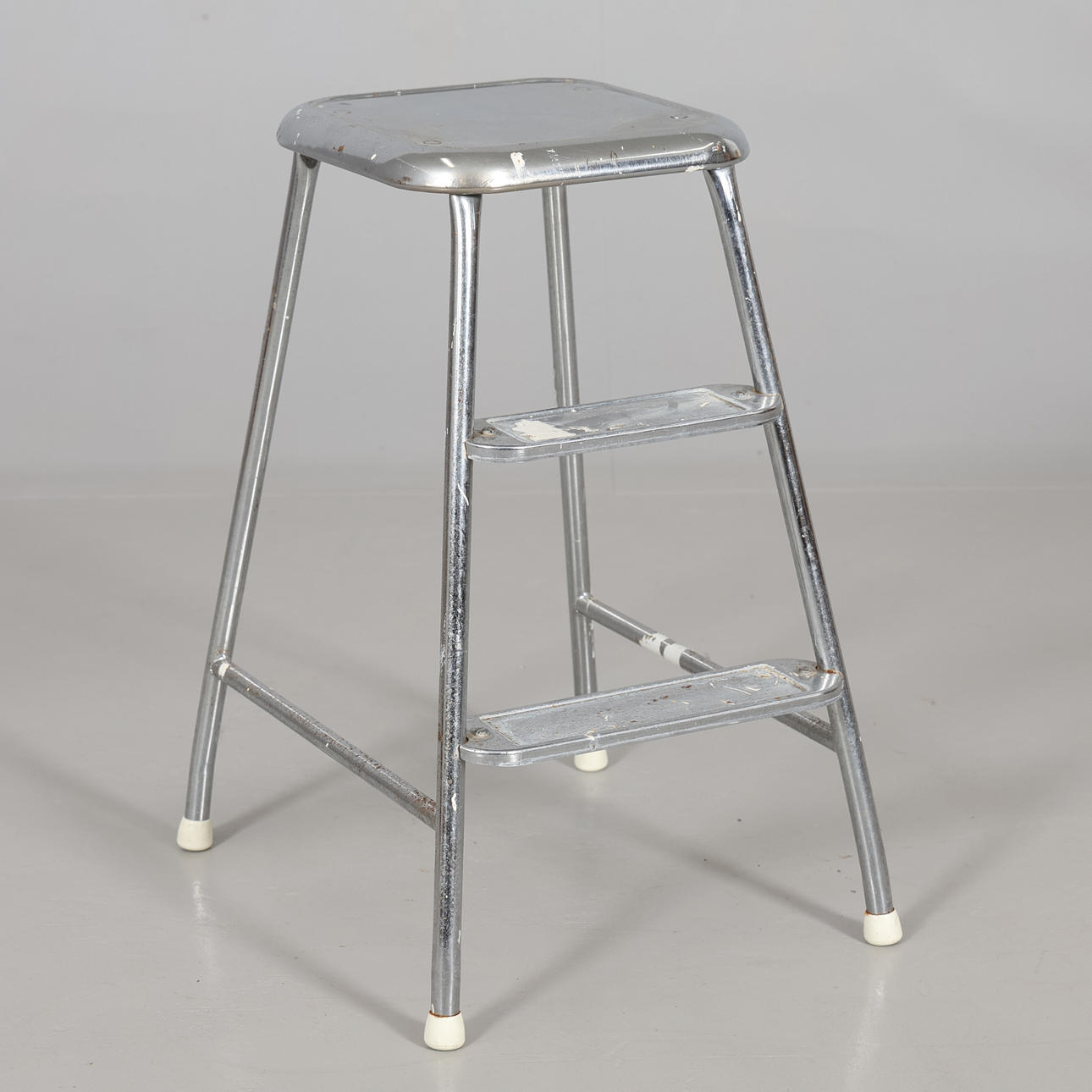 STEGPALL metall AWAB.