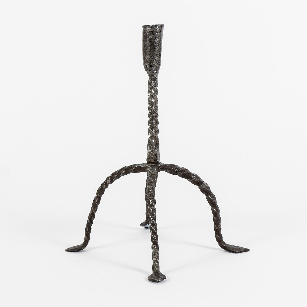LJUSSTAKE, järn, efter äldre förlaga, 1900-tal.