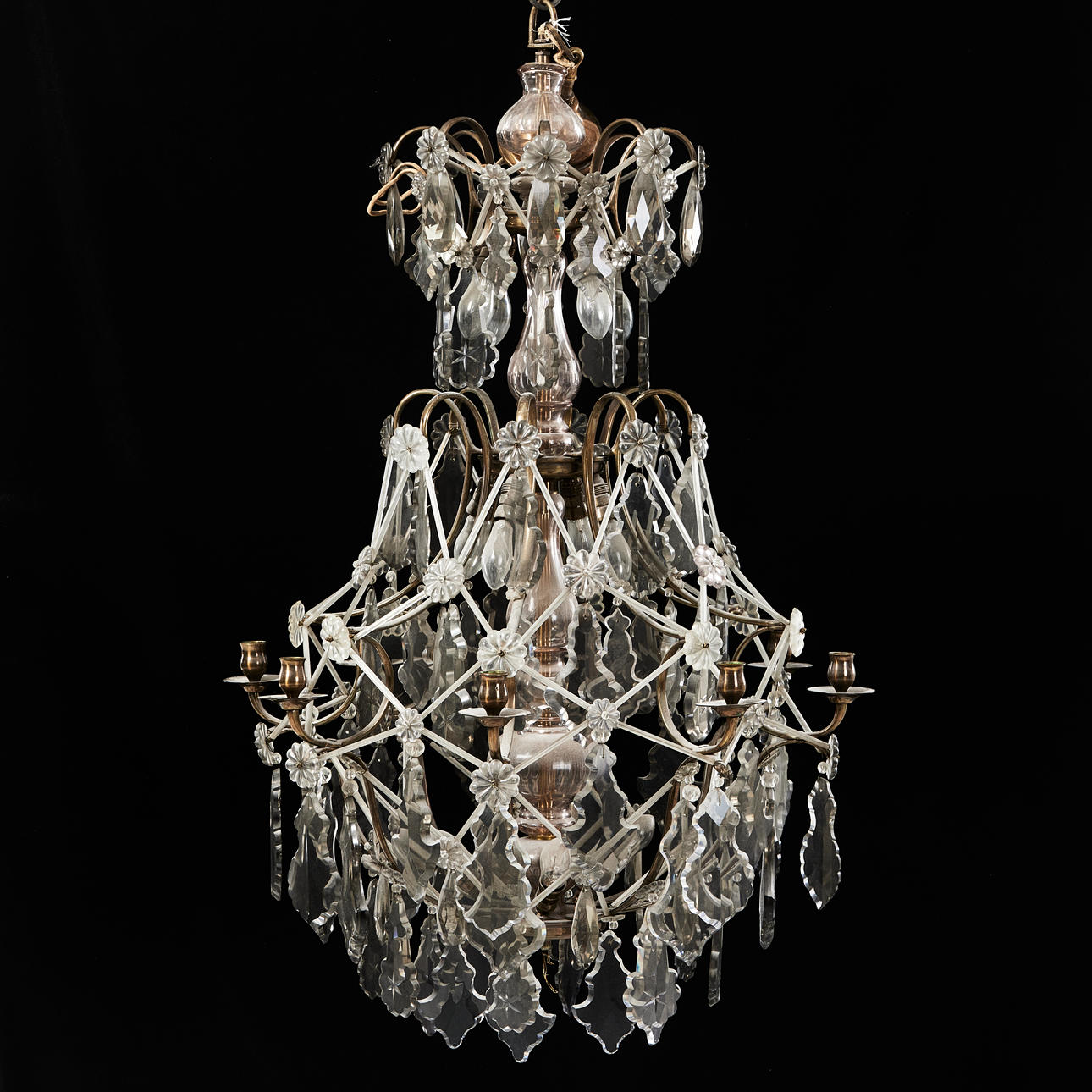 CHANDELIER, first half of the 20th century, Rococo style, for 8 lights ...