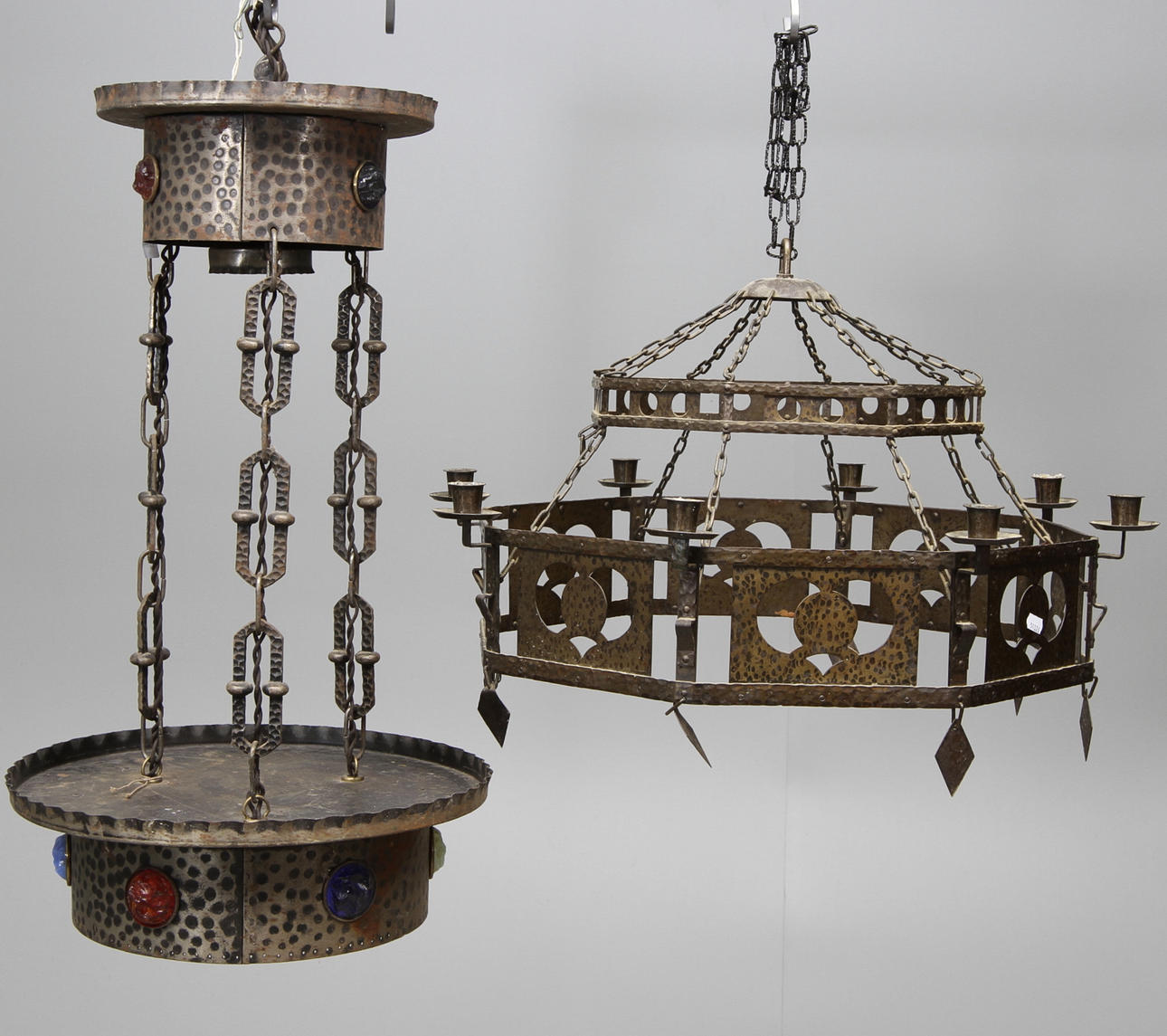 TAKLAMPOR 2 st SMIDE, tidigt 1900-tal.