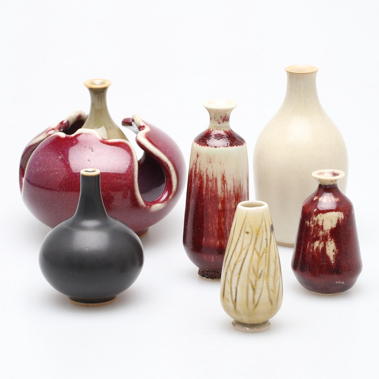 MINIATYRVASER, stengods, 6 st, bl. a. Sune G Svensson.