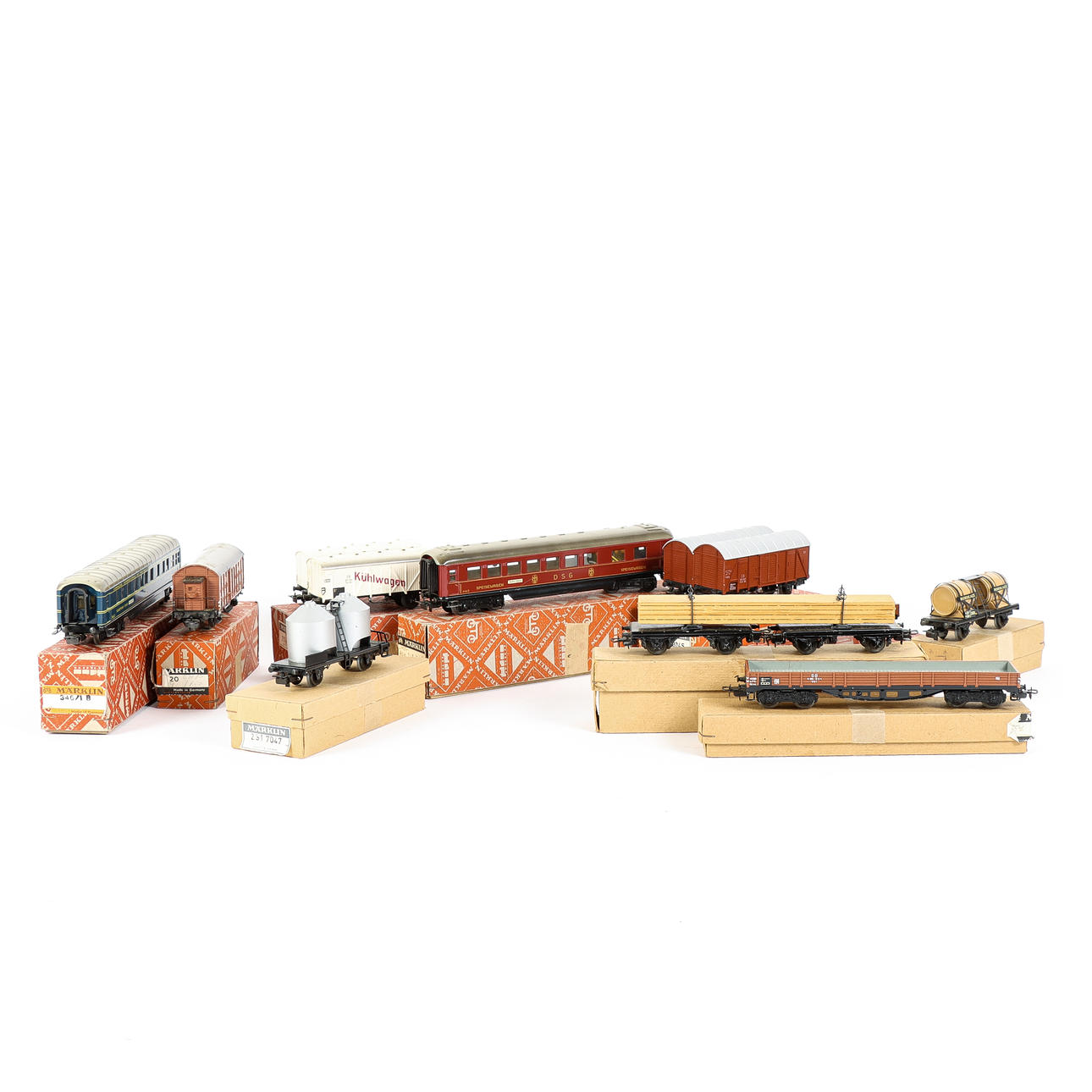 MODELLTÅG 12 vagnar Märklin, 1900-talets mitt.