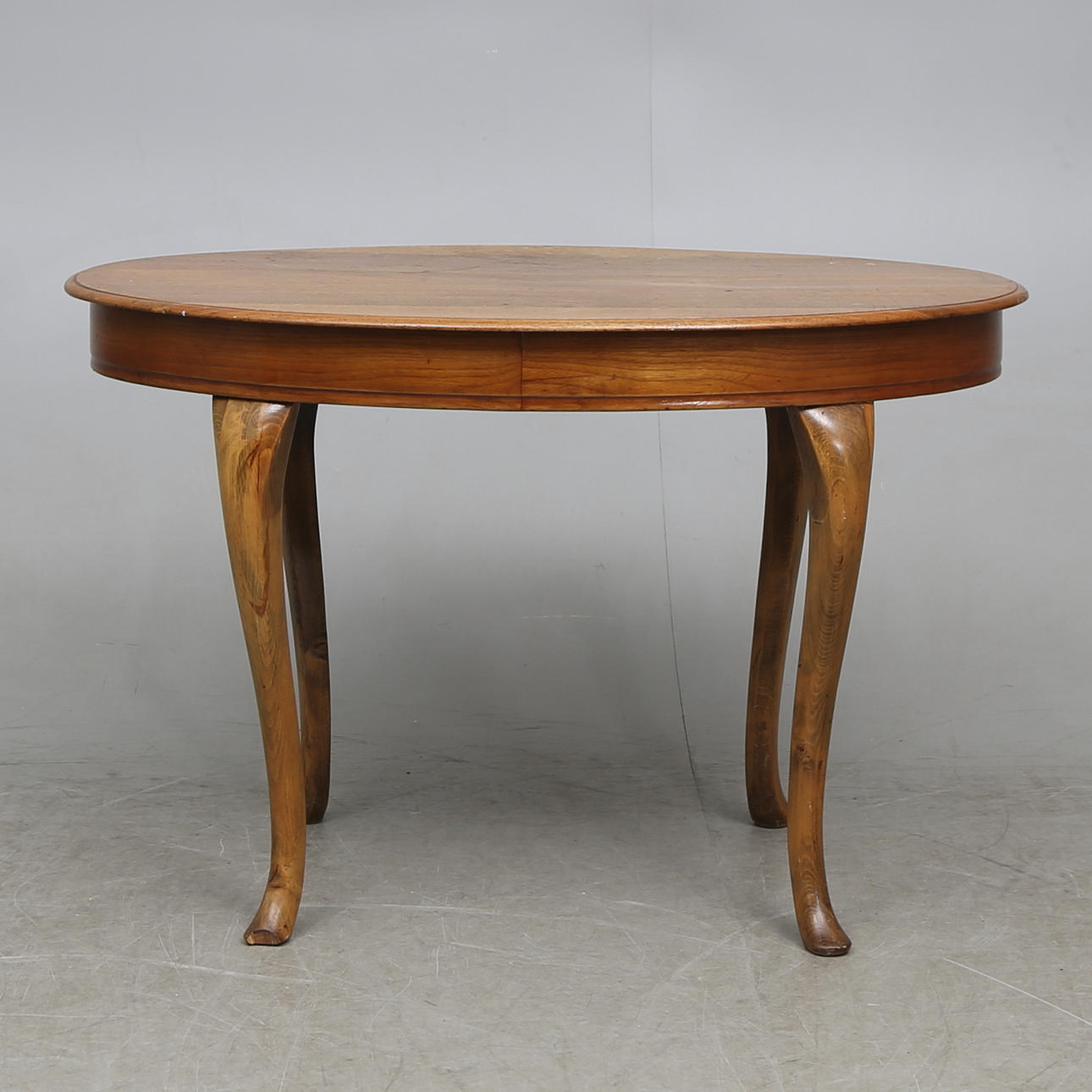 SALONGSBORD, 1800-talets slut.