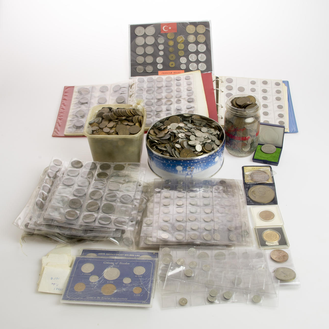 MYNT OCH MEDALJER, svenska och utländska.