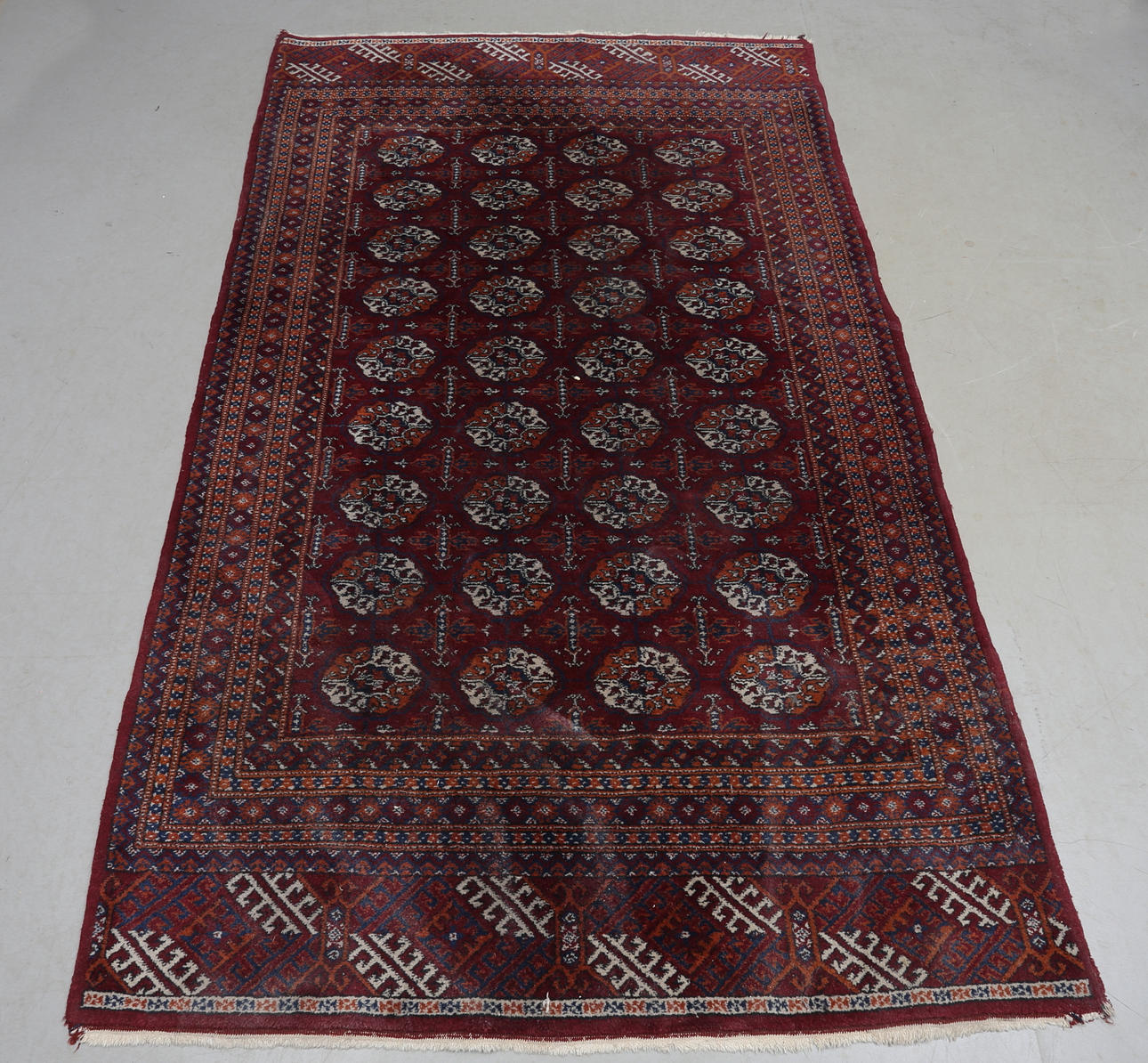 MATTA, orientalisk, ca 218 x 137 cm.
