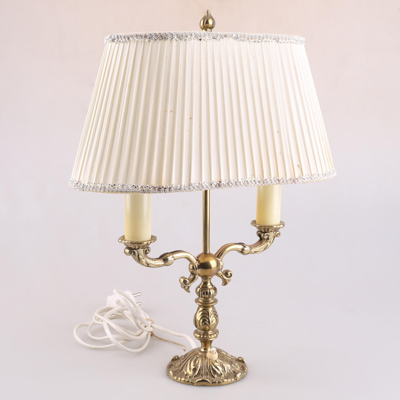 BORDSLAMPA, mässing, 1900-talets mitt.
