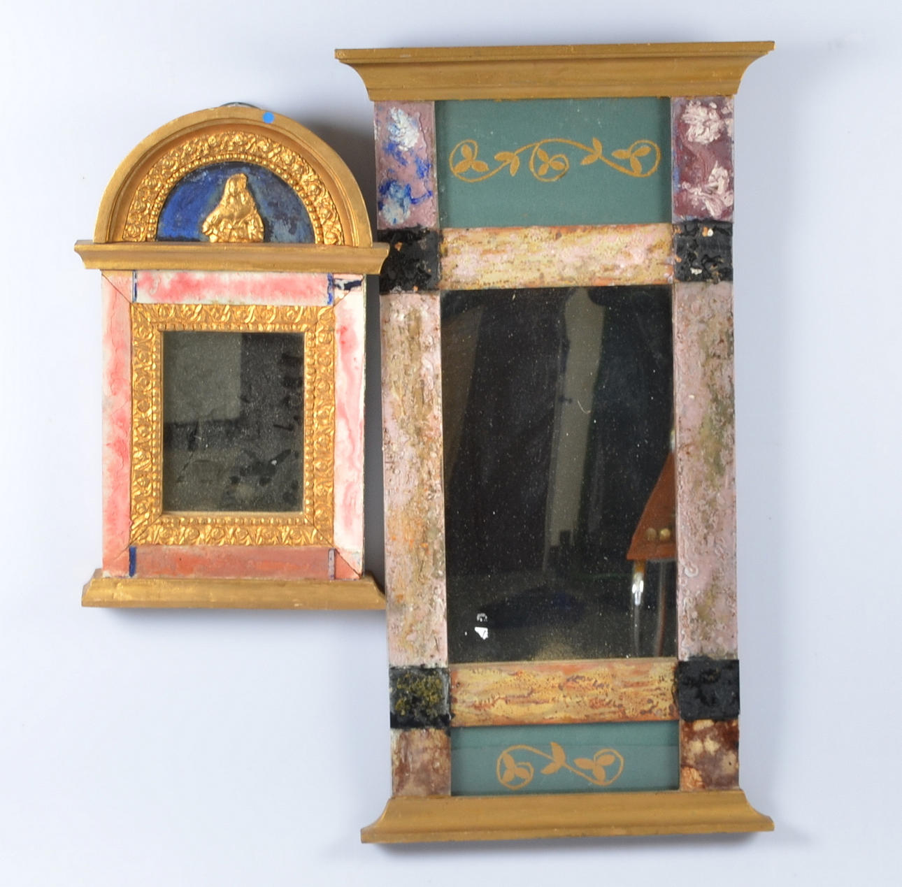 GLASMÄSTARSPEGLAR, 2 st, 1800/1900-tal.