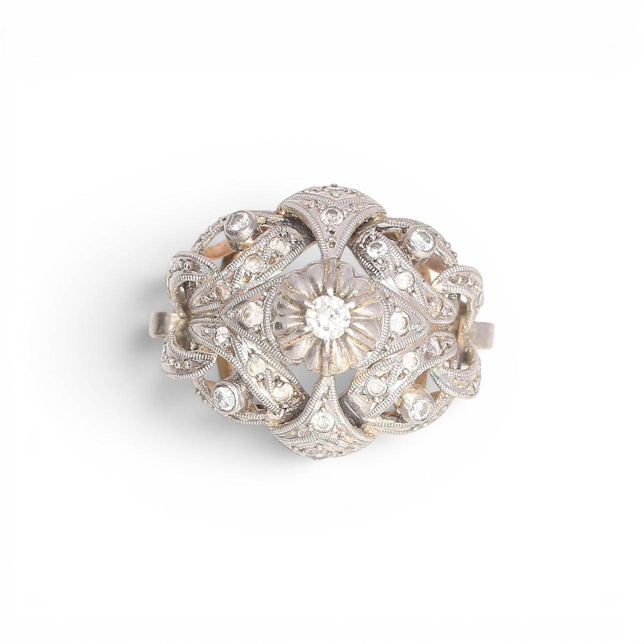 Diamond ring, mid-20th century.