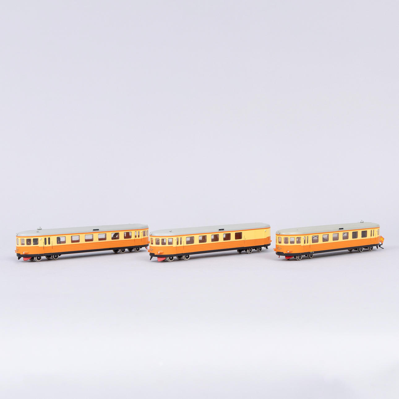 RÄLSBUSSAR OCH MANÖVERVAGN, 3 delar, UGJ.