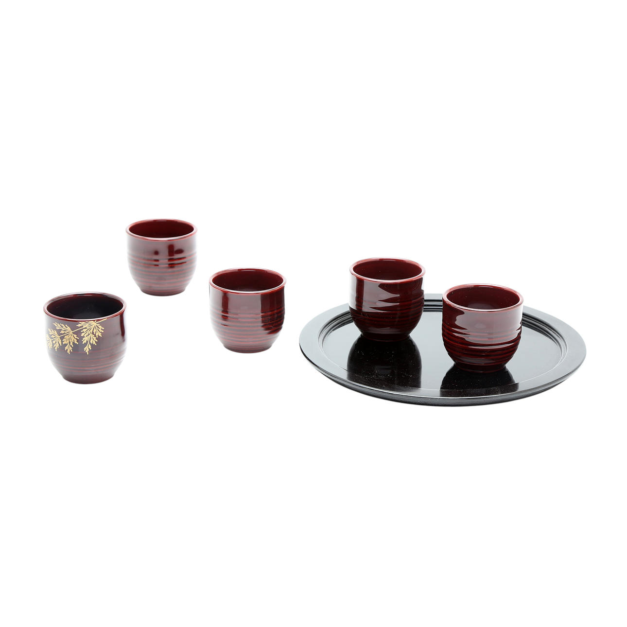 TADASHI INAMI. Wajima lacquer sake set.