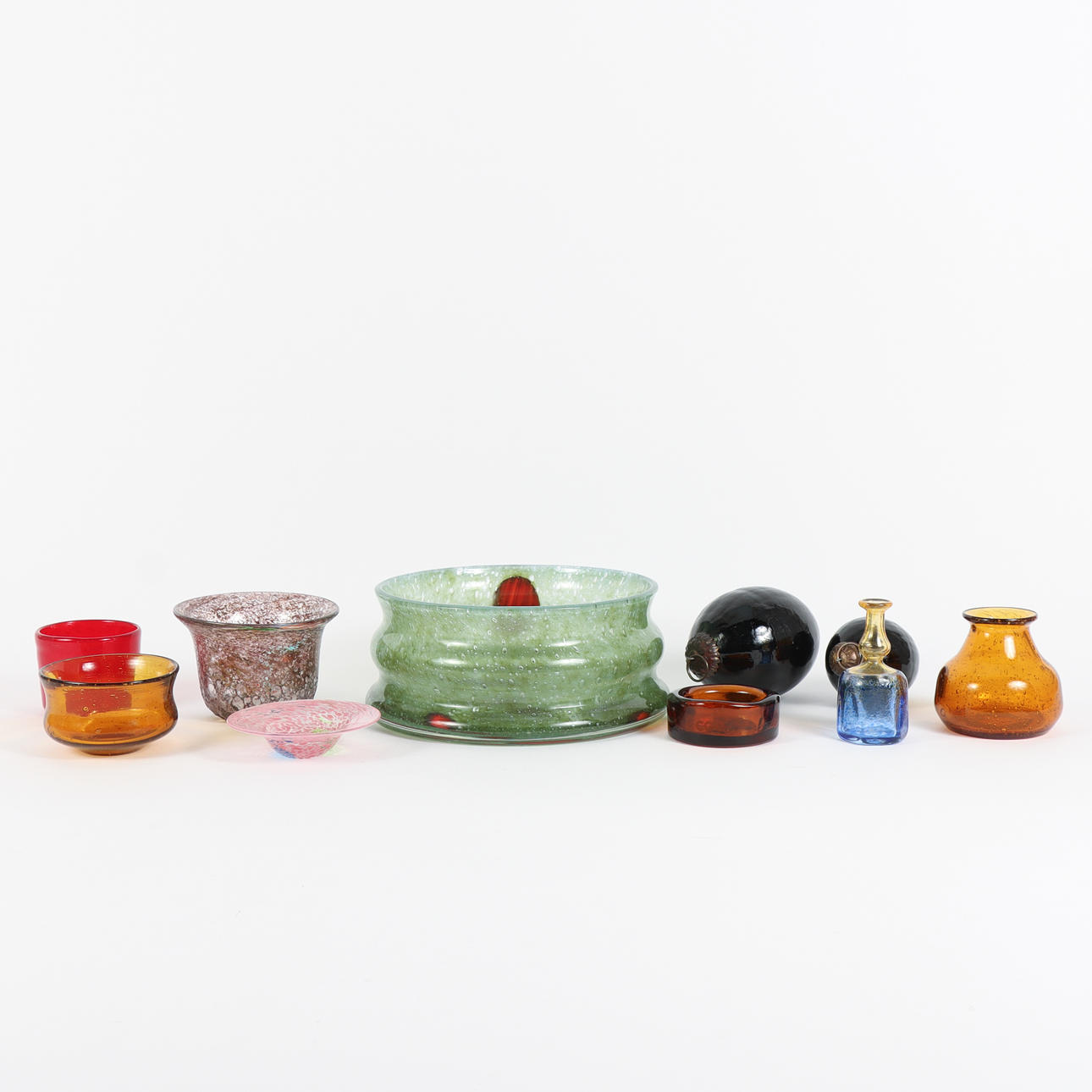 KONSTGLAS 9 delar.