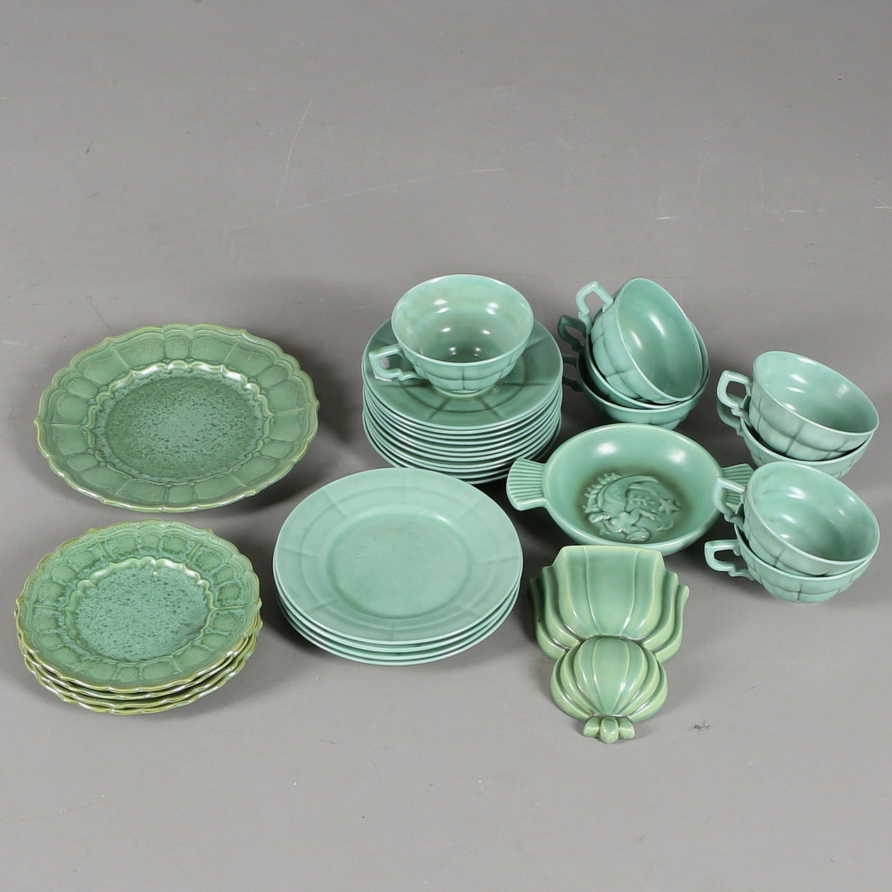 SERVISDELAR, 30 delar, flintgods, Arthur Percy, Gefle, 1900-tal.