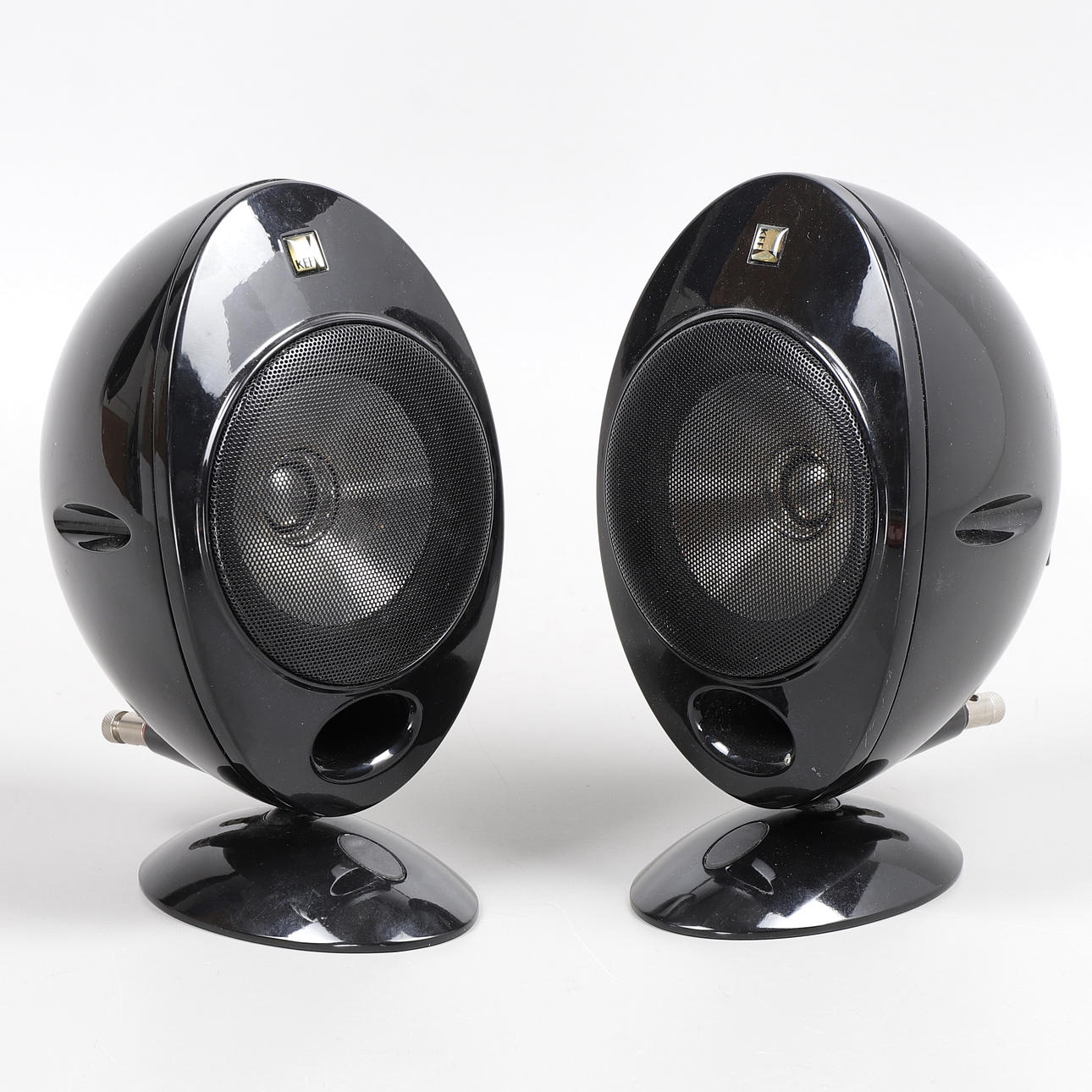 HÖGTALARE, ett par, KEF, 2000-tal.