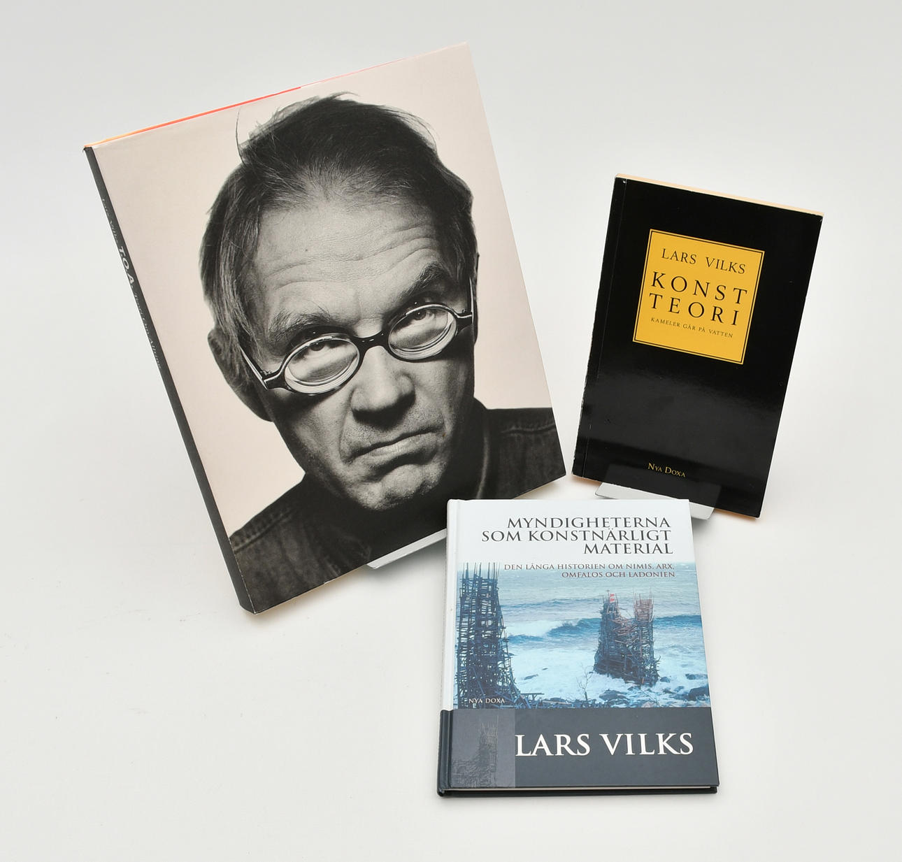 Böcker om konstteori Lars Vilks 3 volymer.