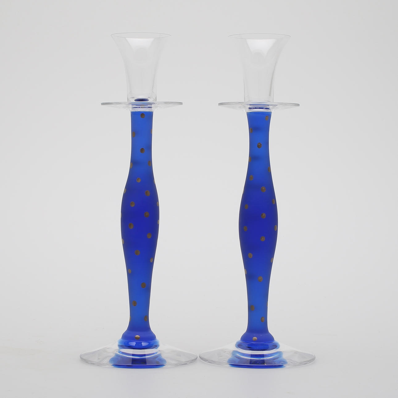 LJUSSTAKAR, ett par, glas, "Celeste", Anne Nilsson, Orrefors, signerade.