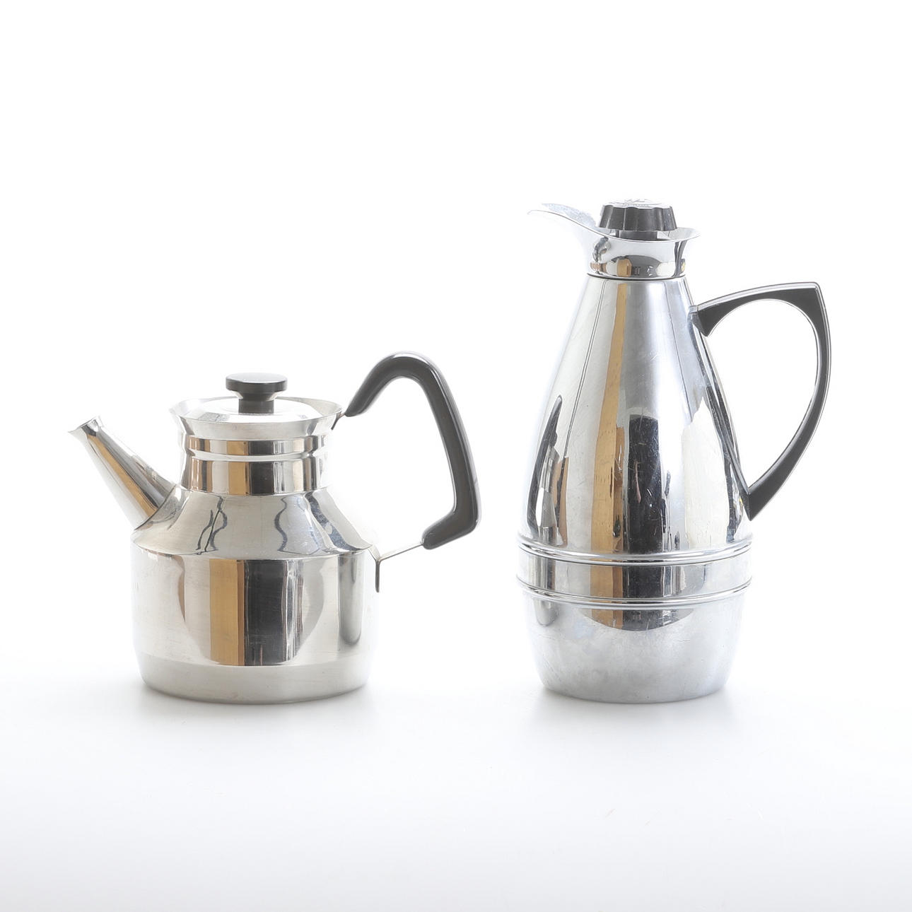 COFFEE POT. THERMOS. 20th century.