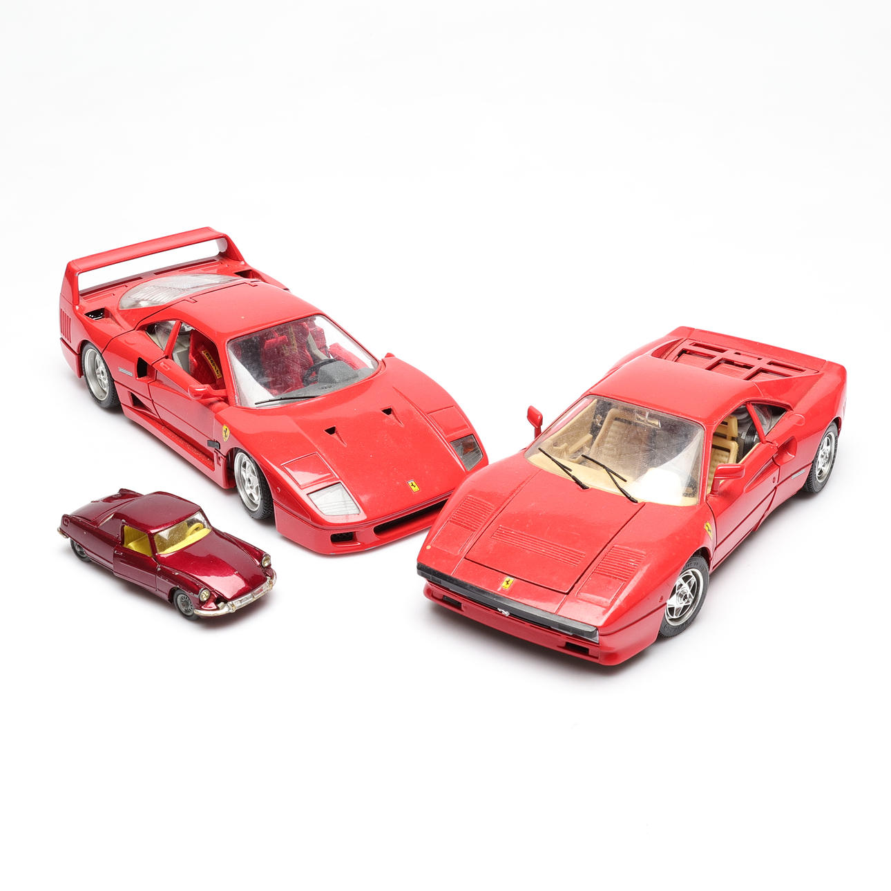MODELLBILAR, 3 st, bl.a. Corgi Toys.