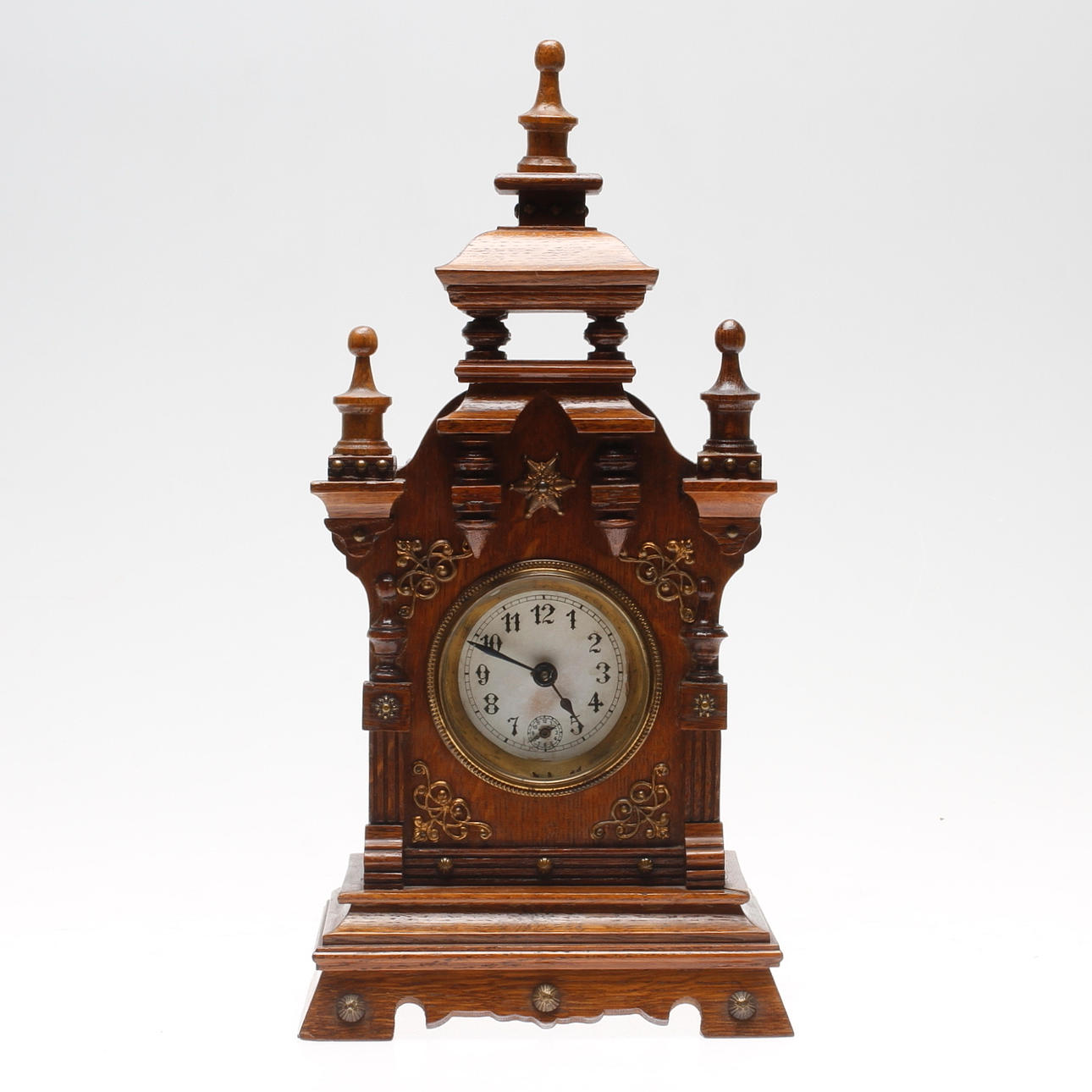 BORDSUR med spelverk, ek. Junghans, Tyskland.