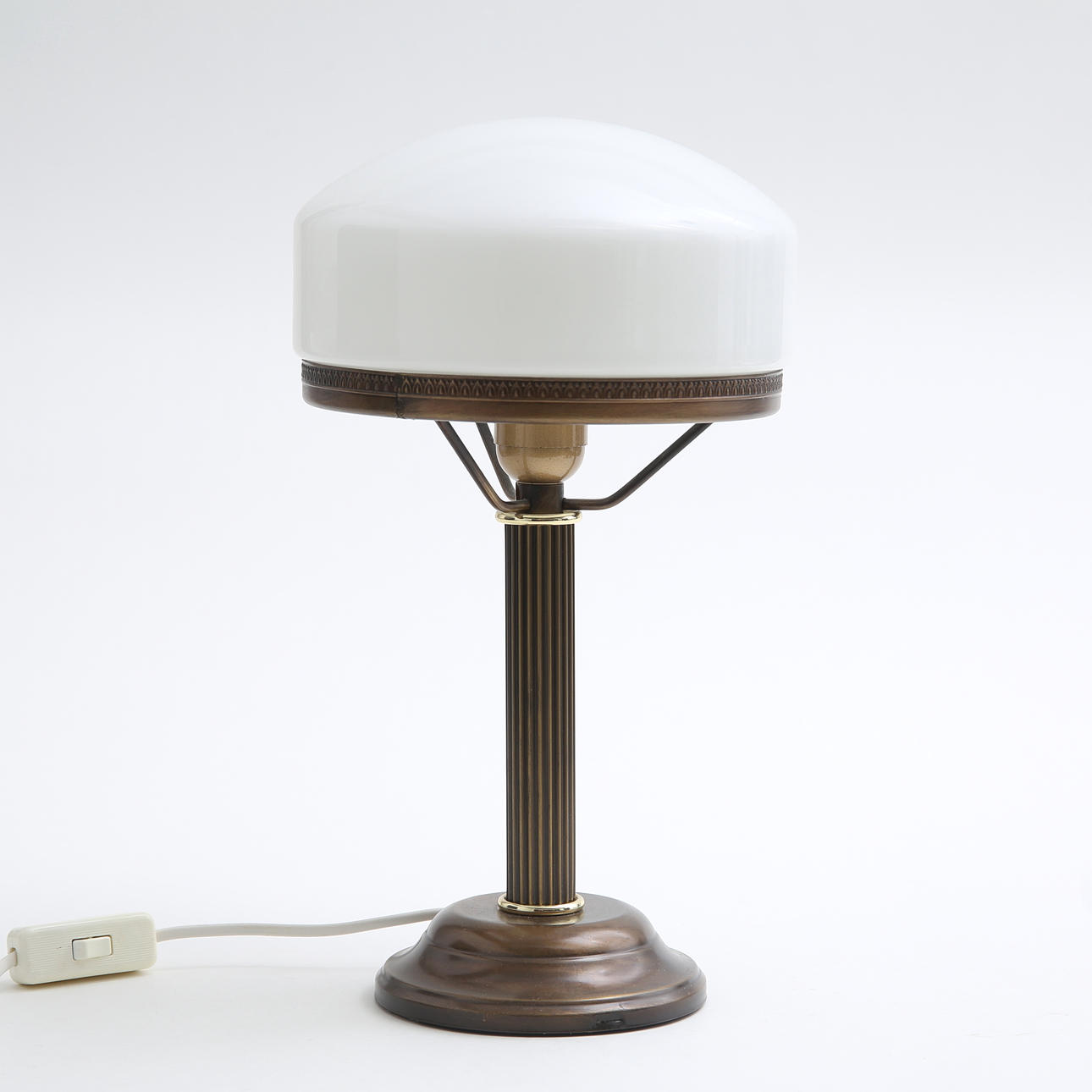 BORDSLAMPA, Strindbergsmodell, 1900/2000-tal.