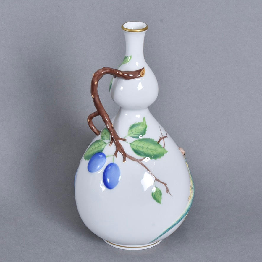 SLIVOVICKARAFF, porslin, Herend, 1900-talets 2 hälft.