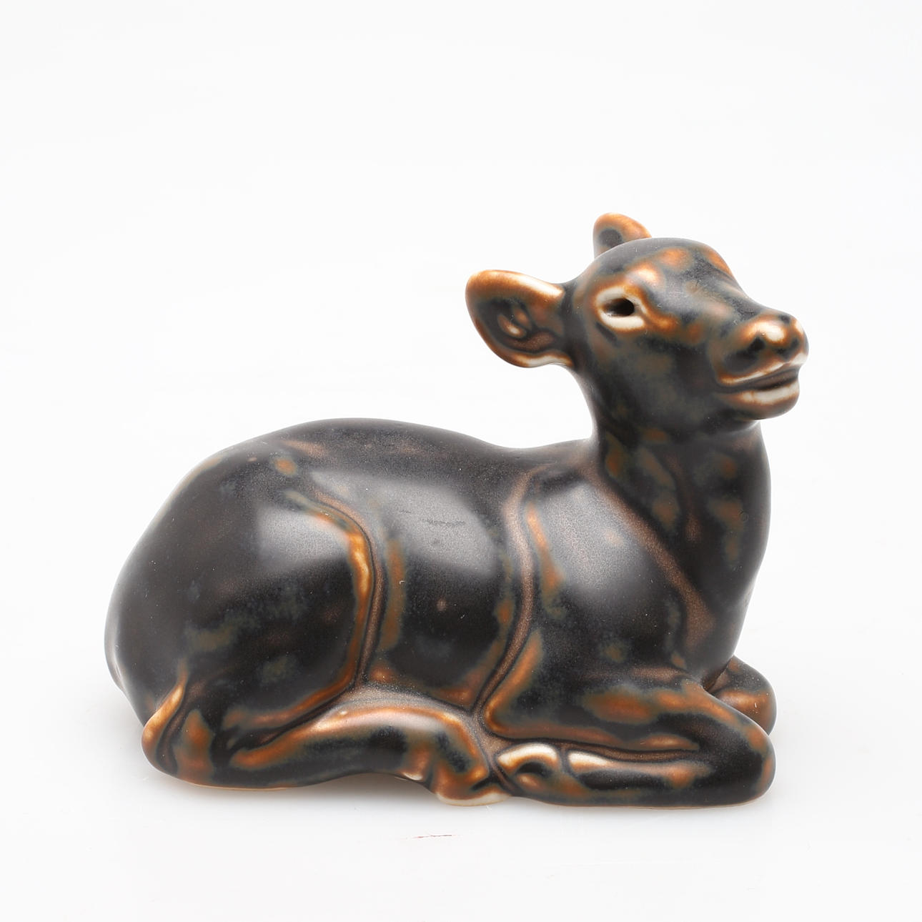 FIGURIN i porslin, Hjort, Kyhn, Royal Copenhagen, Denmark.