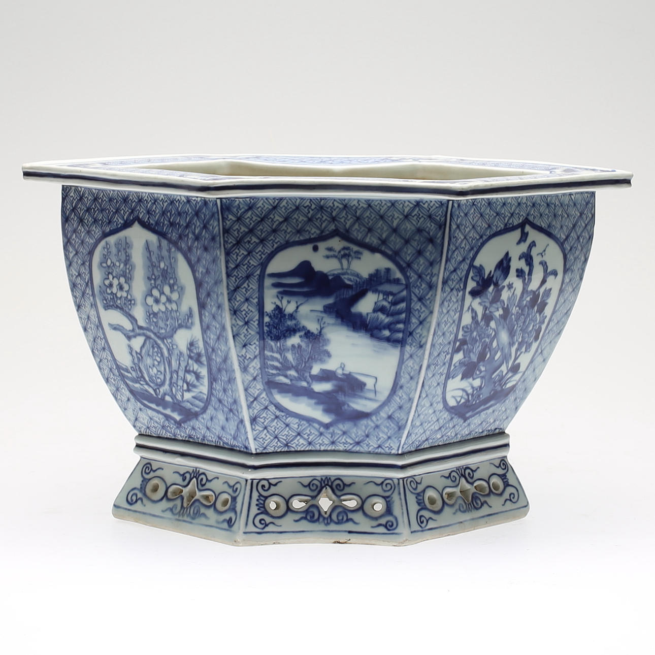 YTTERFODER, porslin, Kina, 1900-/2000-tal.