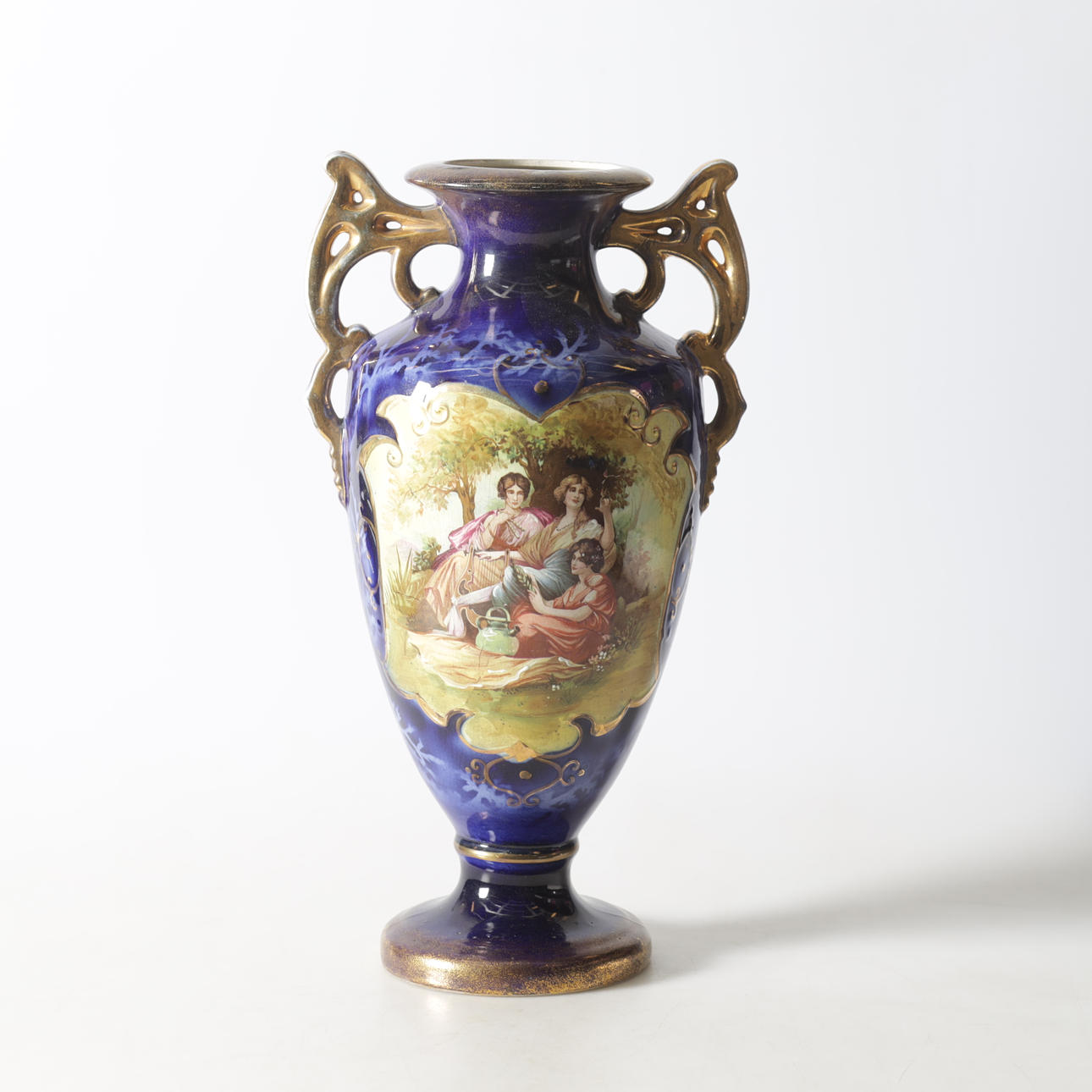 URNA, porslin, 1900-tal.