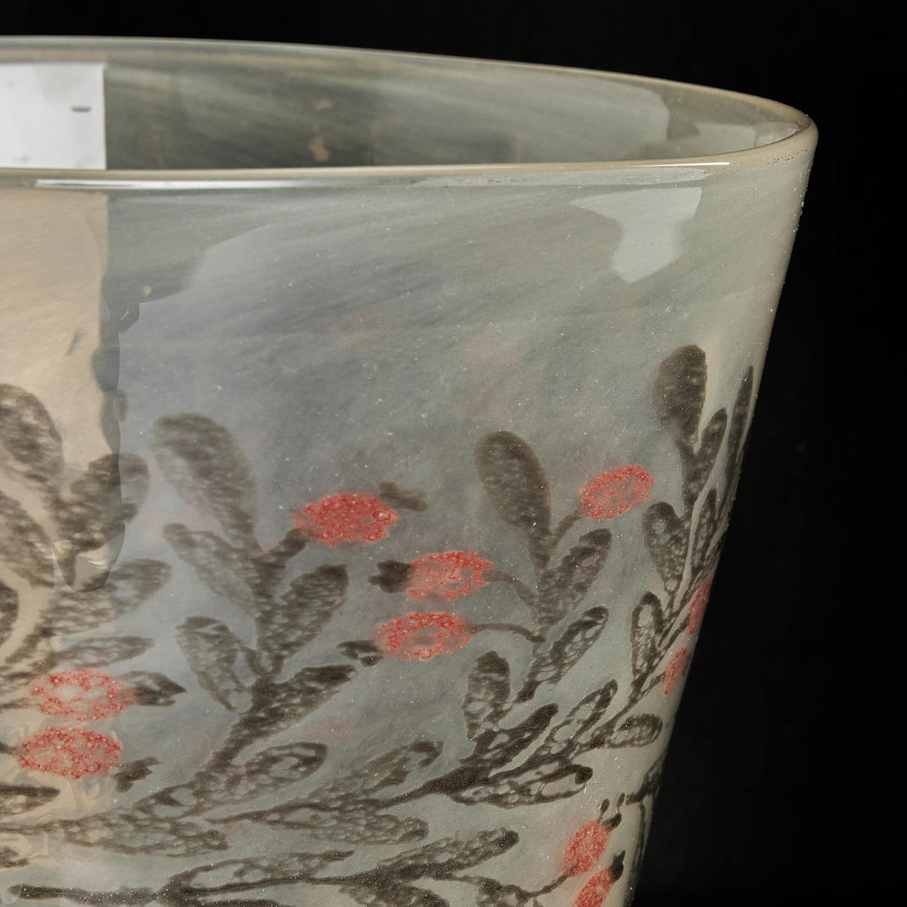 INGEGERD RÅMAN (SVERIGE, FÖDD 1943). Bowl, glass, Skruf, signed I
