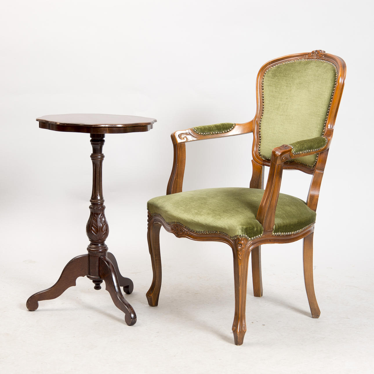 KARMSTOL SAMT PELARBORD, mahogny, rokokostil.