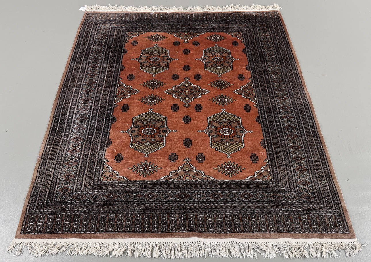 MATTA Pakistan, 200x154 cm.
