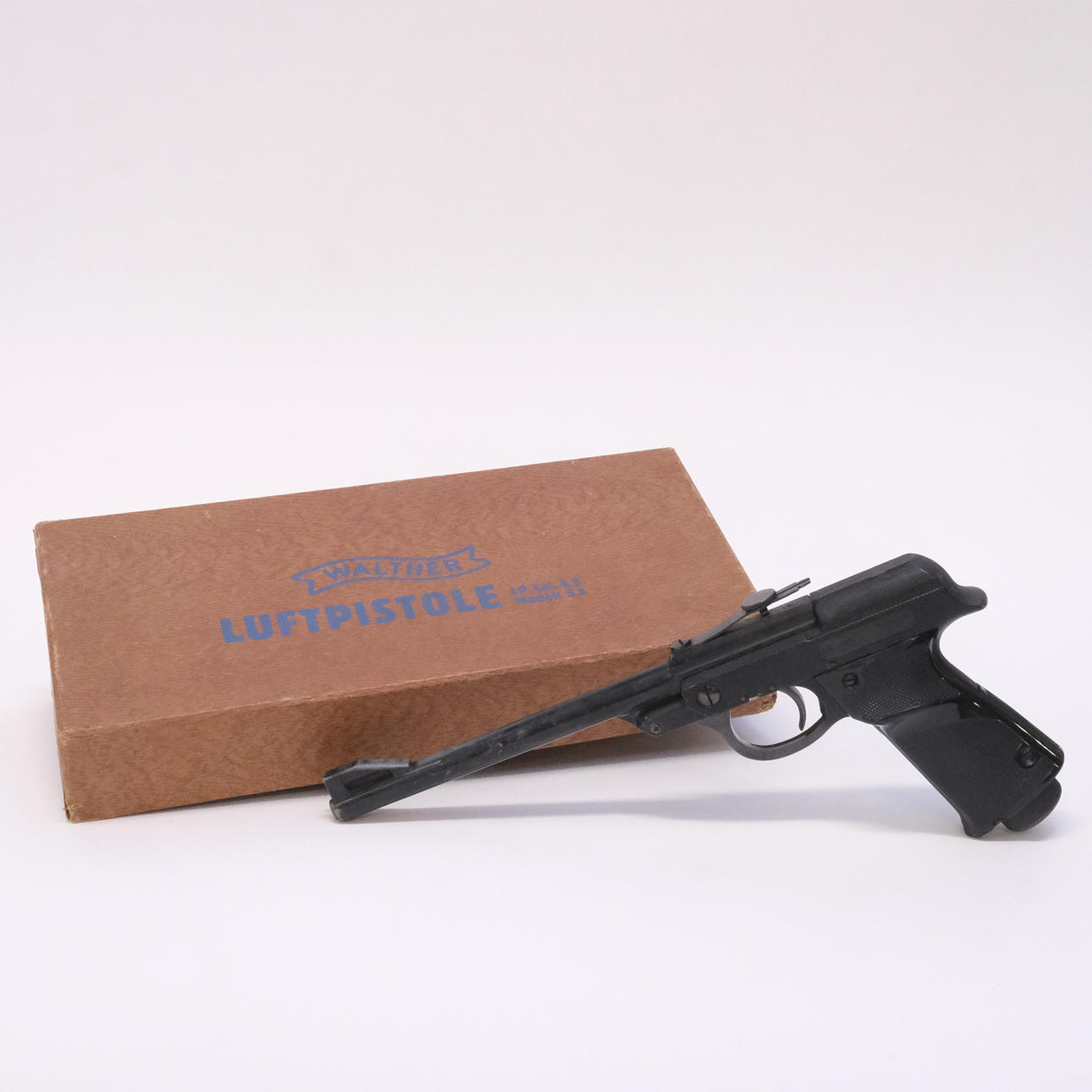WALTHER, LUFTPISTOL MODELL 53.