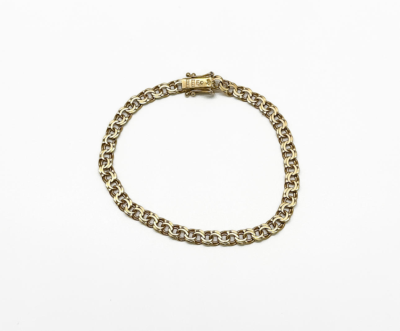 Armband. Bismark. 18k Guld.