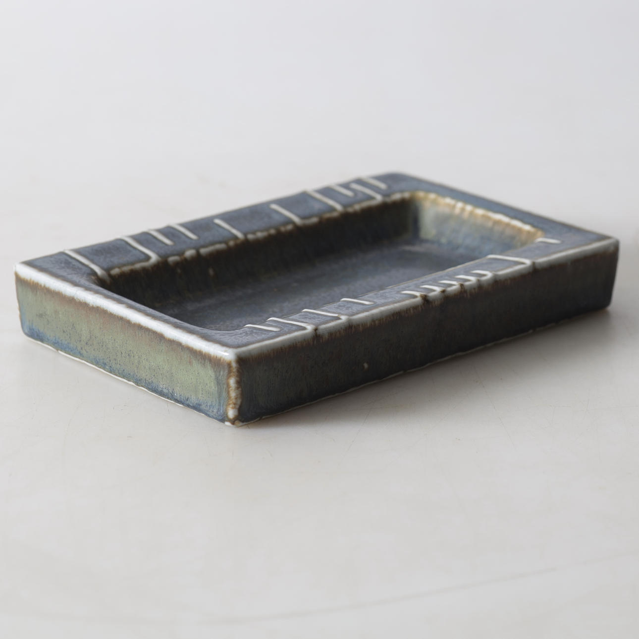 CARL HARRY STÅLHANE. Dish, stoneware, Rörstrand, 20th century. Ceramics ...