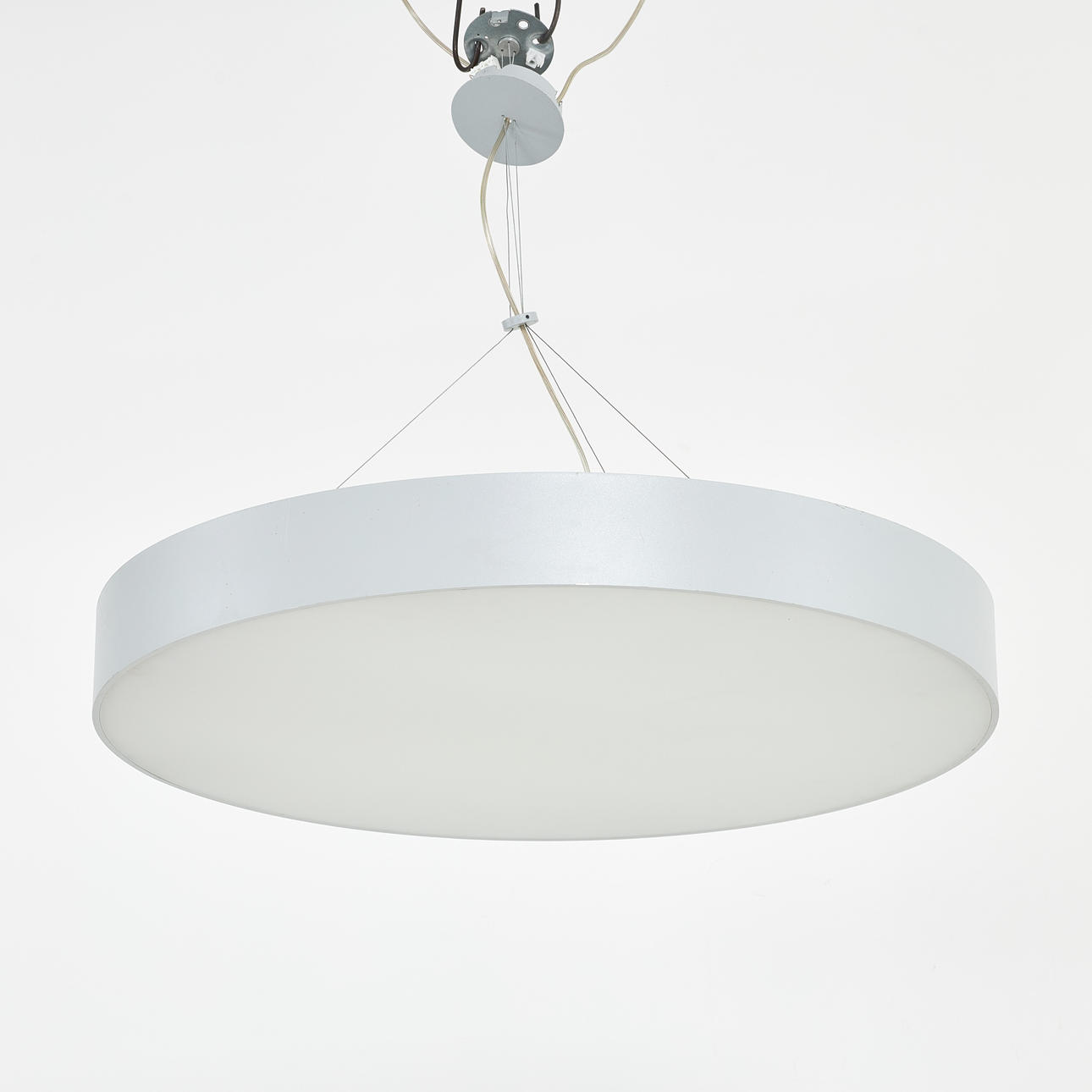 TAKPLAFOND, lackerad metall, samtida tillverkning.