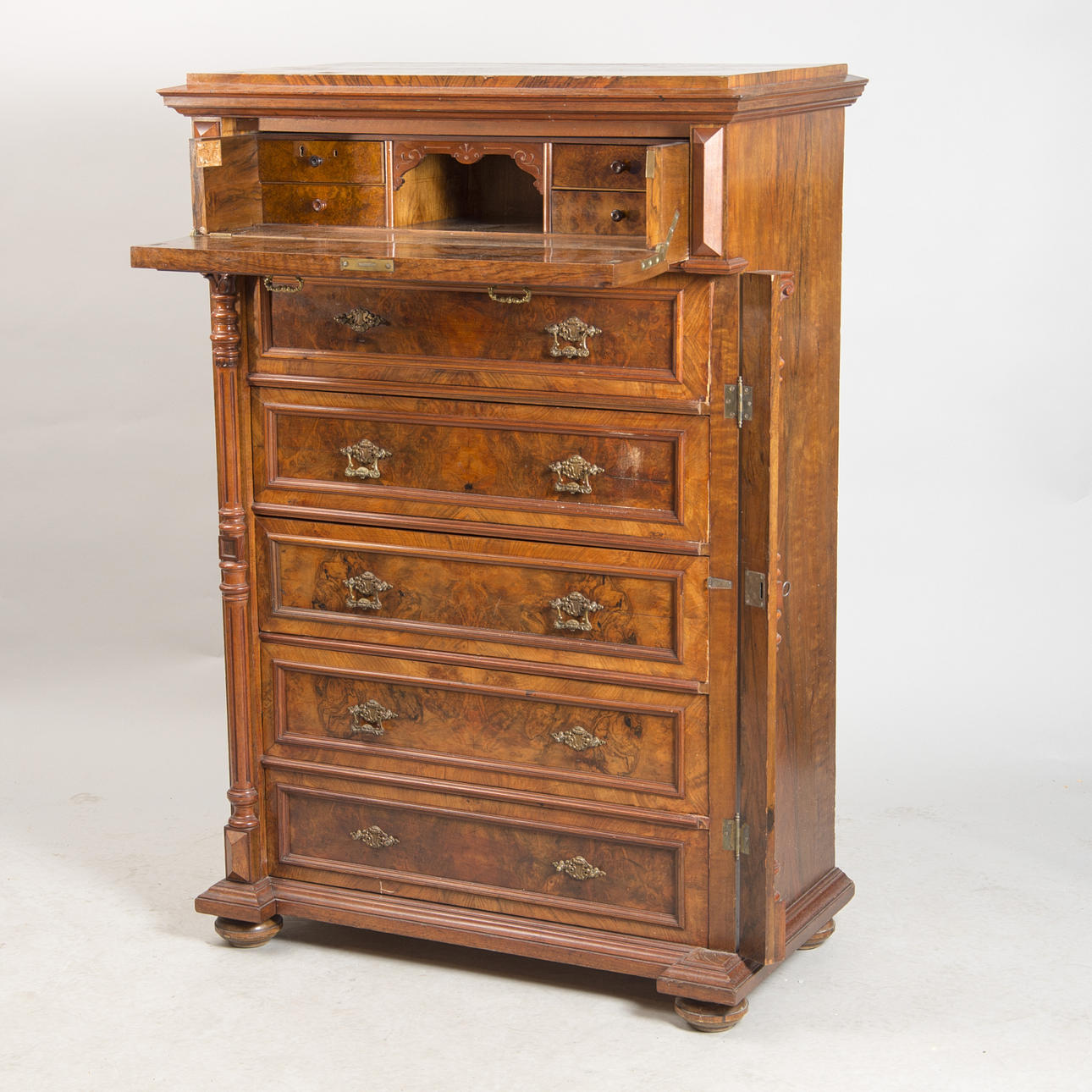 SKRIVBYRÅ, mahogny/rotfaner, nyrenässans.