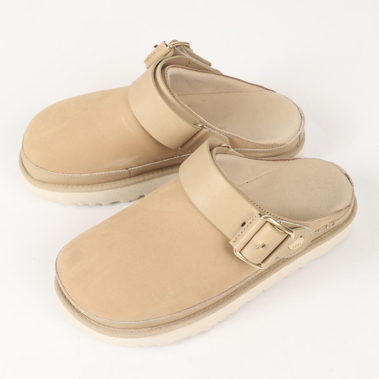 UGG. Tofflor, 1 par, 