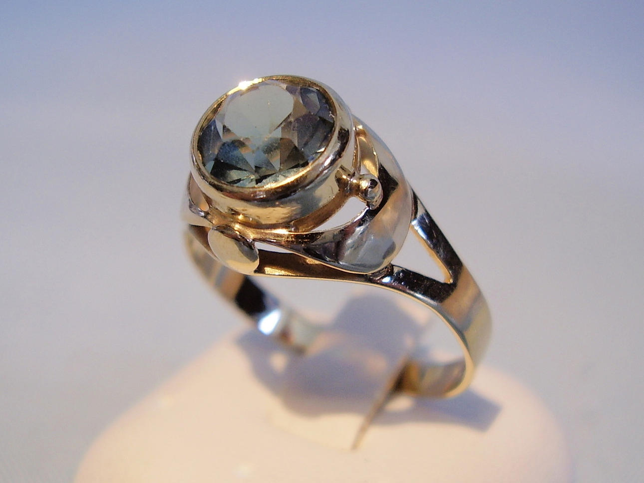 TURMALIN RING GULT GULD 8 CARAT.