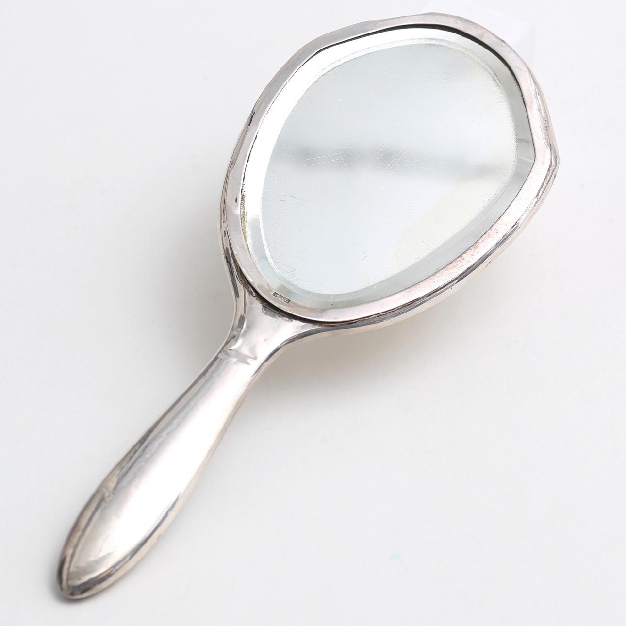 HAND MIRROR, silver.