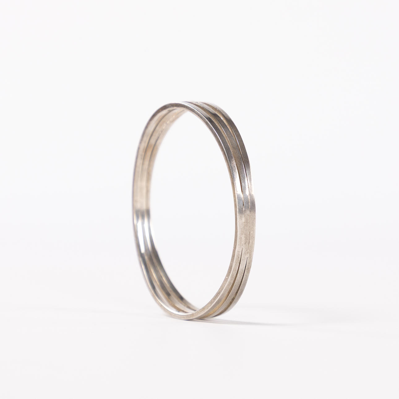 STEL ARMRING. Silver, Ceson.