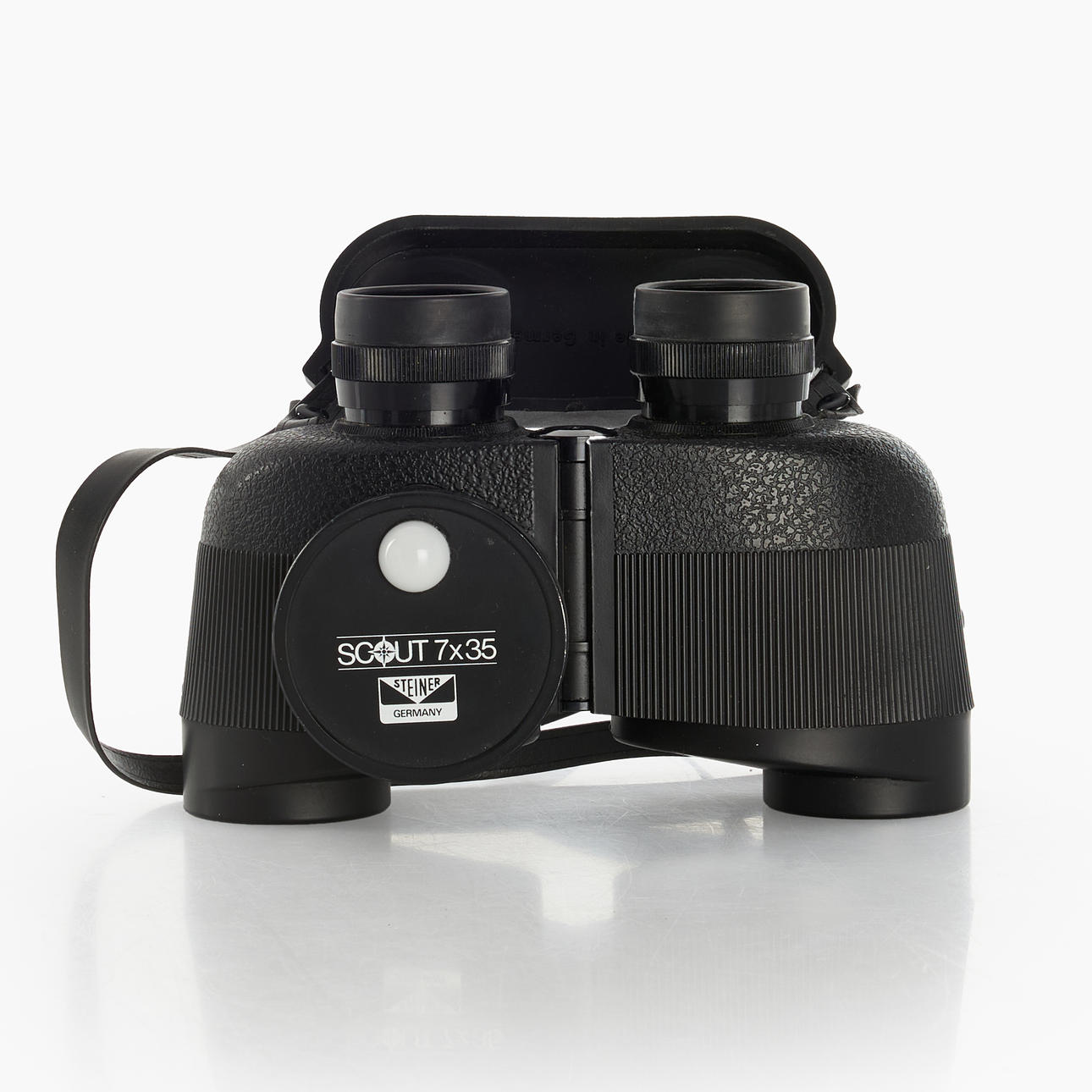 BINOCULARS, Steiner, Germany Scout 7x35 with built-in compass, range scale.