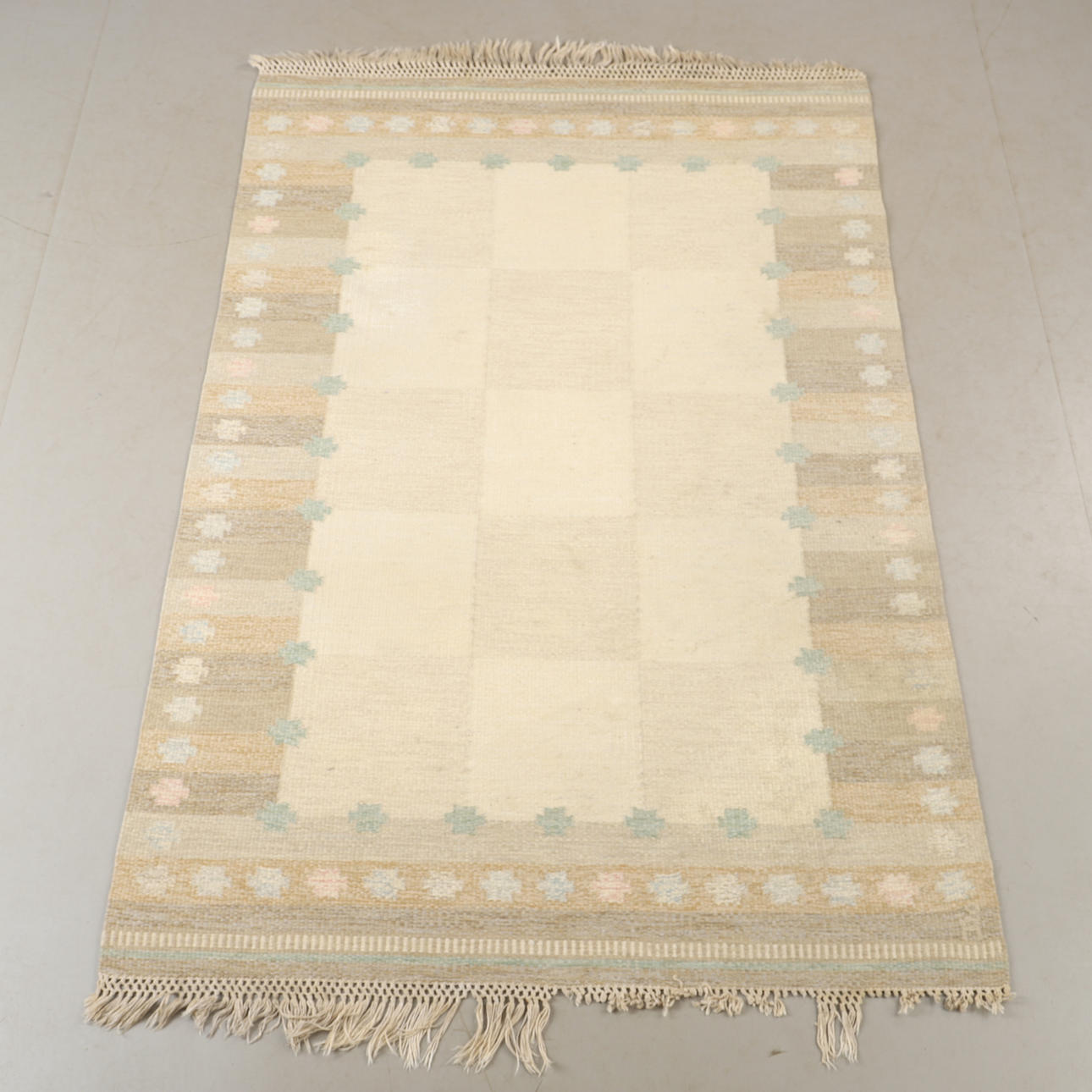 MATTA, rölakan, 203 x 134 cm.