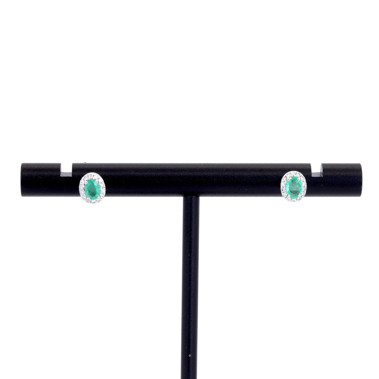 18CT EMERALD AND DIAMOND EARRINGS.