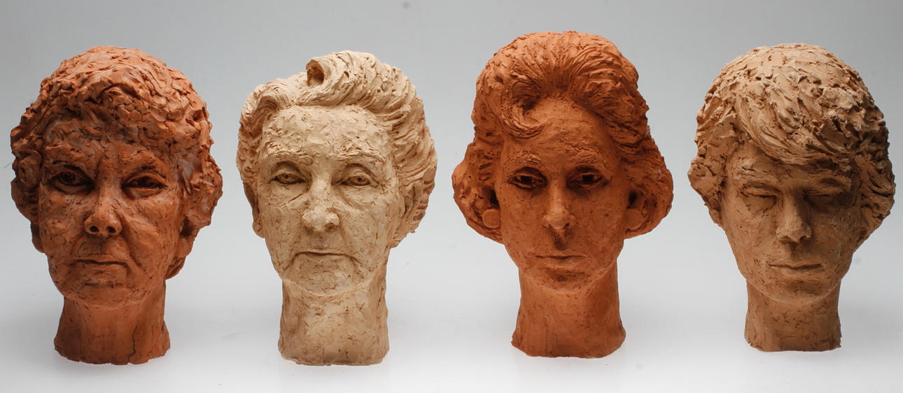 LEONORE KLEIVAN. Skulpturer, 4 st, keramik.