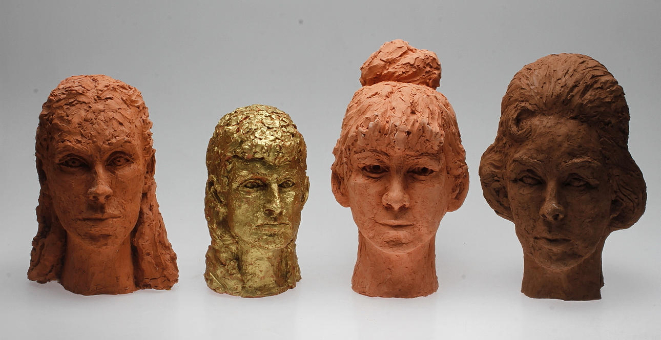 LEONORE KLEIVAN. Skulpturer, 4 st, keramik.