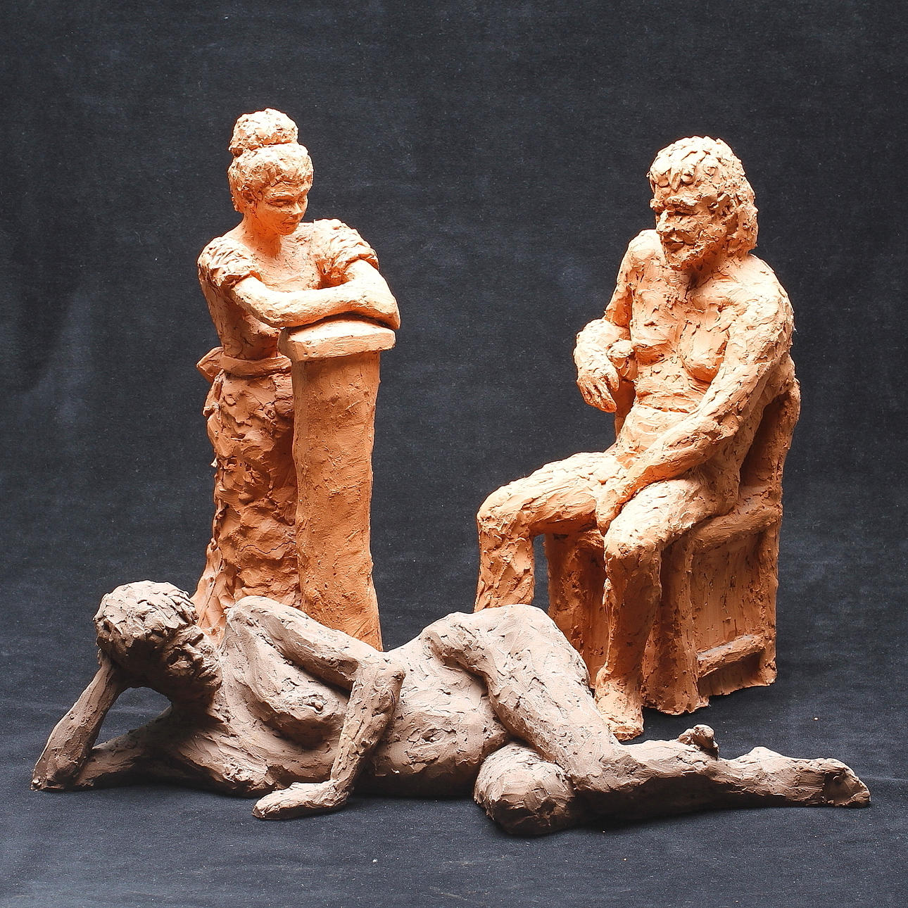 LEONORE KLEIVAN. Skulpturer, 3 st, keramik.