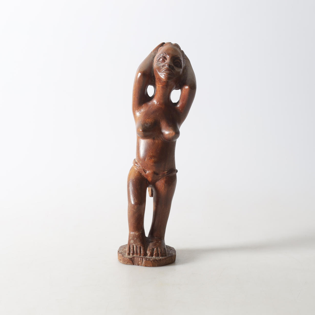 FIGURIN, snidat trä, 1900-tal.