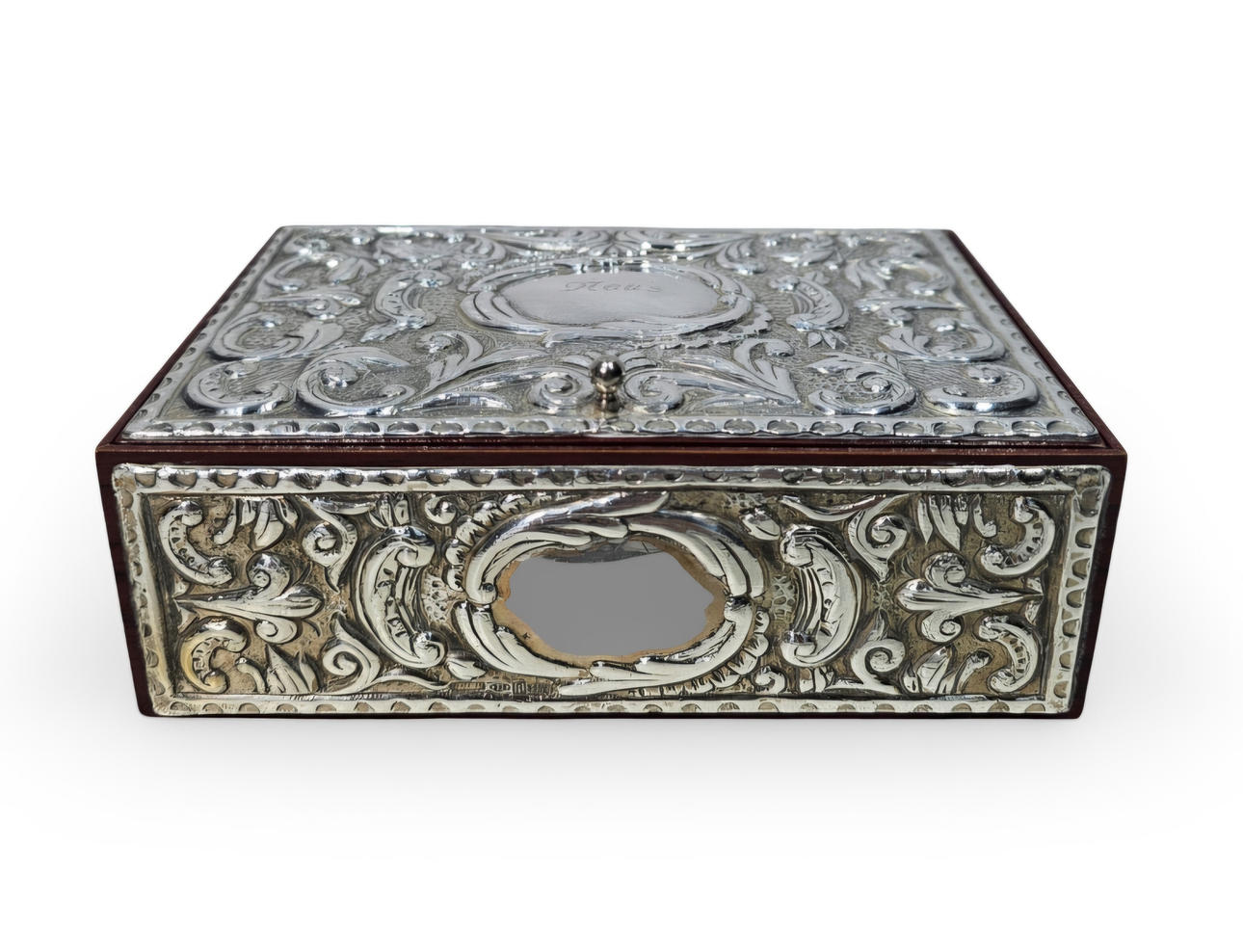Jewellery box in repoussé silver with scrollwork. With wood. Silver ...