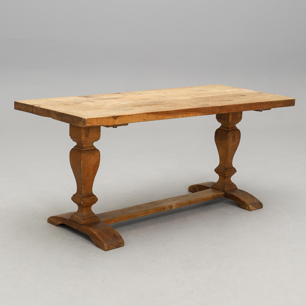 TABLE, Baroque style, 19th century.