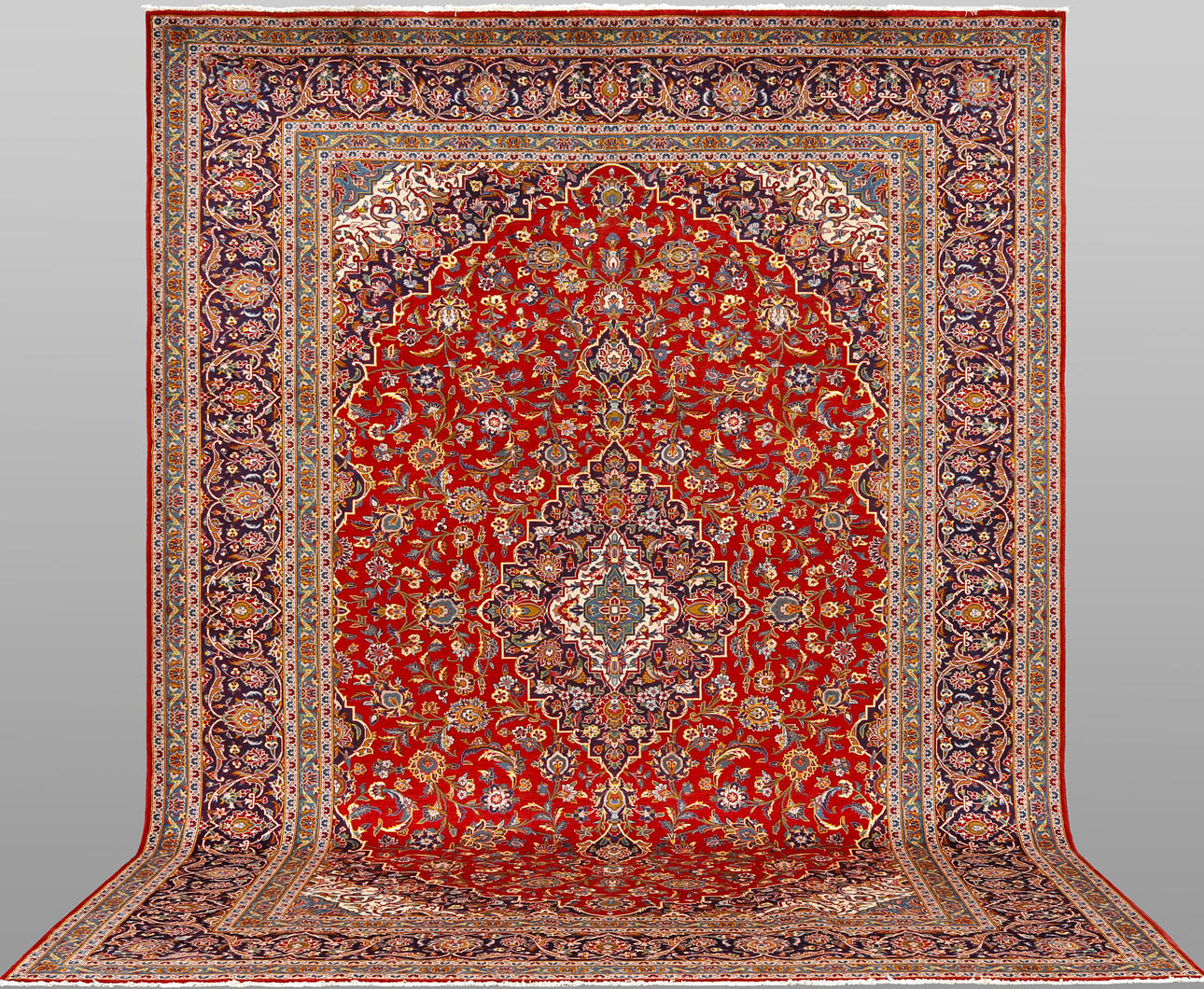 MATTA. Keshan fine, 410 x 307 cm.