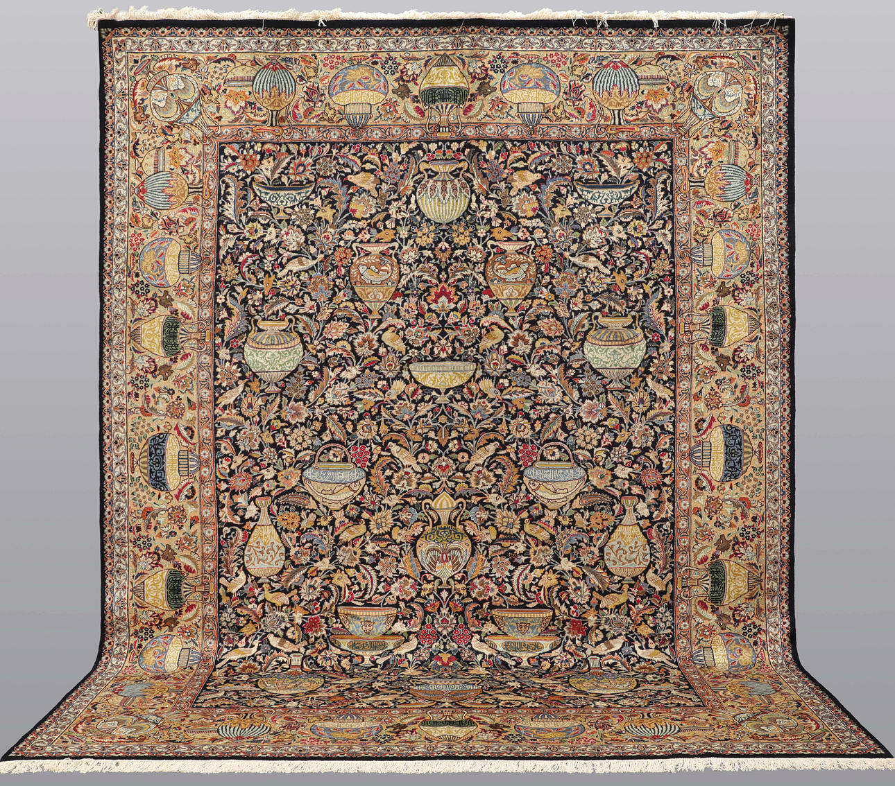 MATTA. Figural Kashmar, 382 x 300 cm.